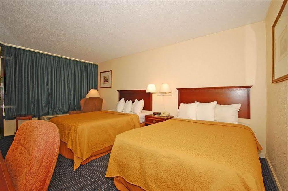 Camden West Inn Dış mekan fotoğraf